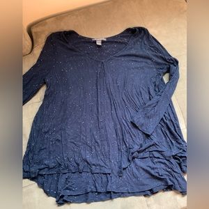 A Pea in the Pod nursing blouse